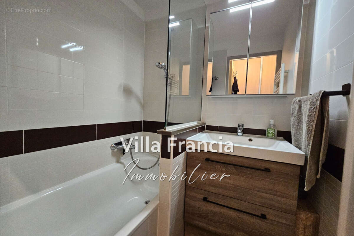 Appartement à SAINT-RAPHAEL