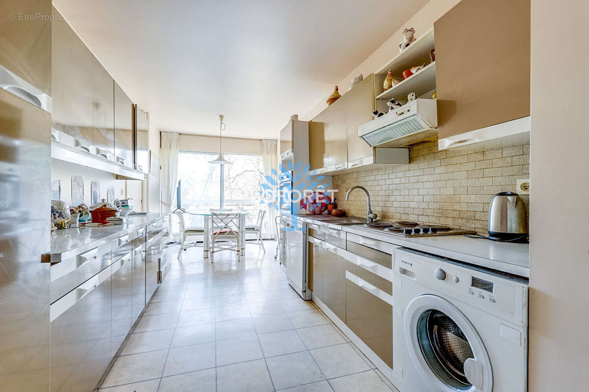 Appartement à PARIS-19E