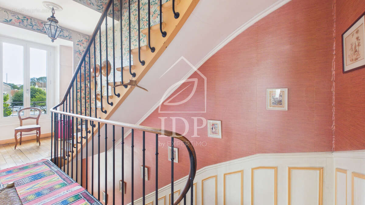 Maison à CORBEIL-ESSONNES