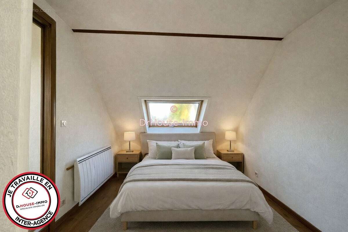 Maison à MONTEVRAIN