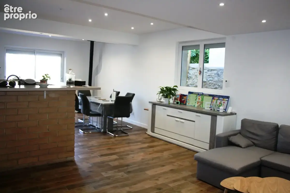 Maison 7 pièces 183 m² à vendre à Graulhet (81300) - photo 2