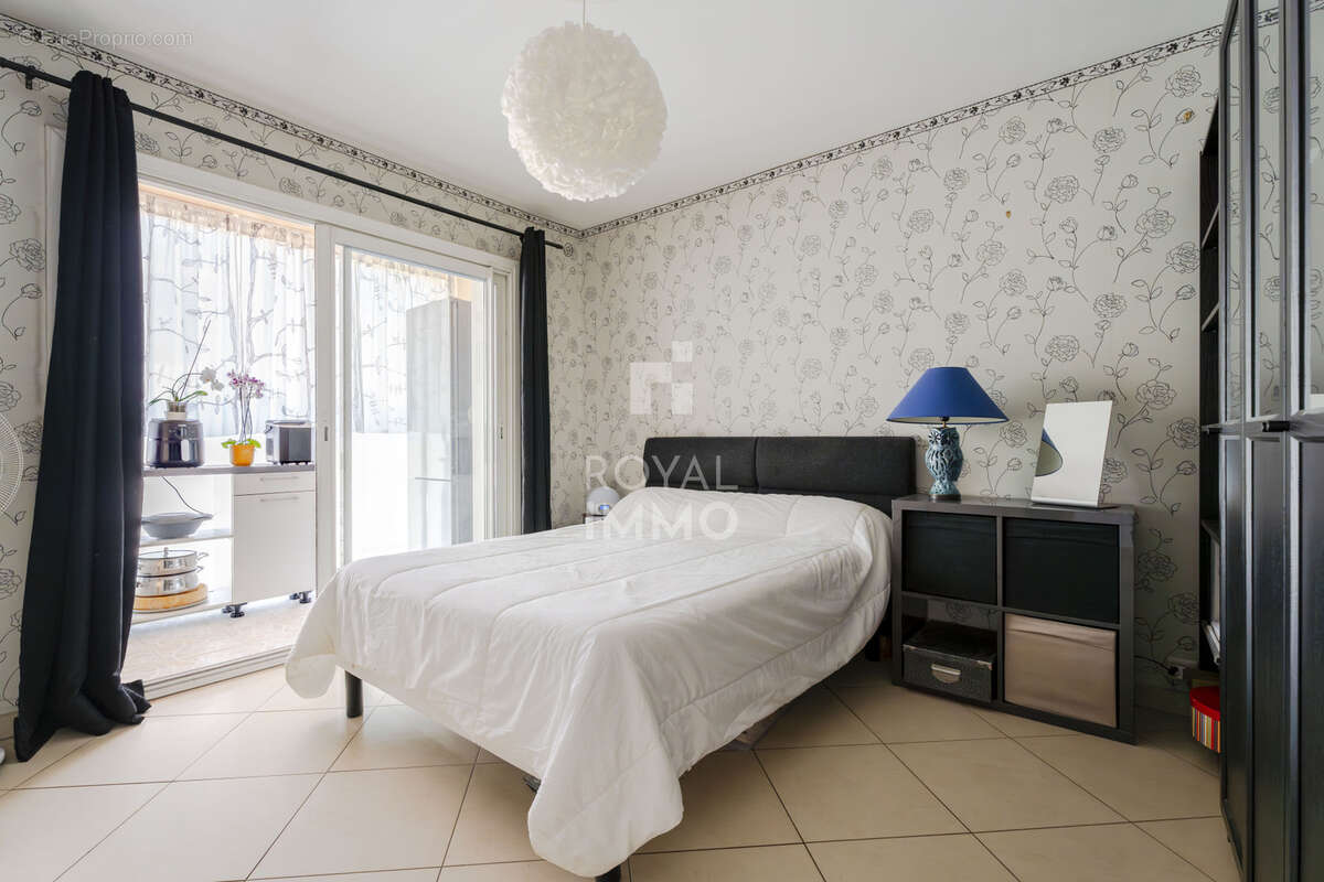 Appartement à LA VALETTE-DU-VAR