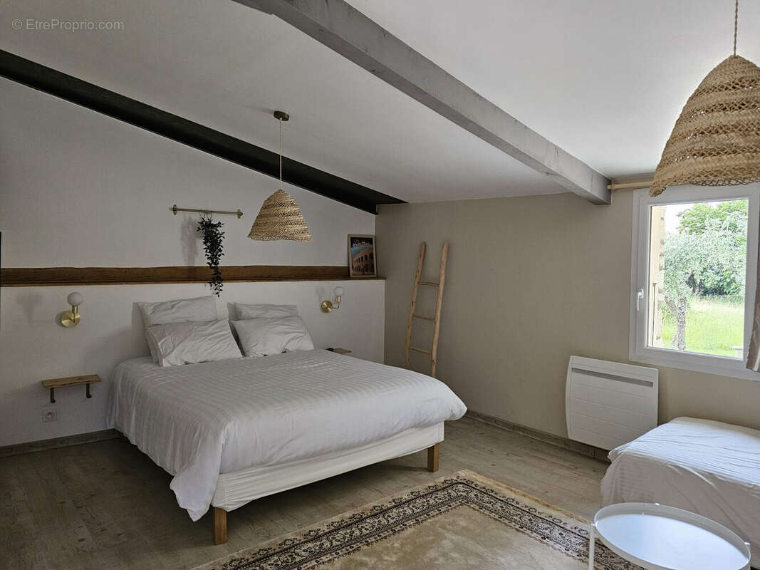 Maison 399 m² à Lamotte-Du-Rhone  - photo 7