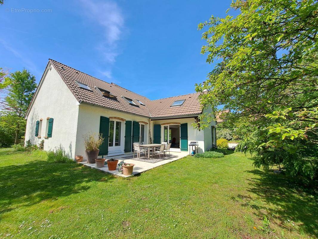 Maison à NOISY-LE-ROI