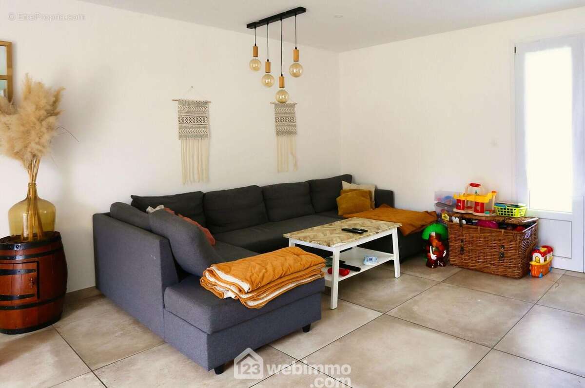 Maison 131 m² à Saint-Sauveur-D'aunis  - photo 30