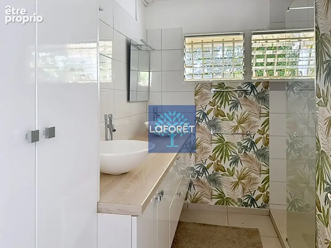 A vendre : Une magnifique villa T6 avec une seconde villa secondaire T3 à Fort-de-France - photo 10