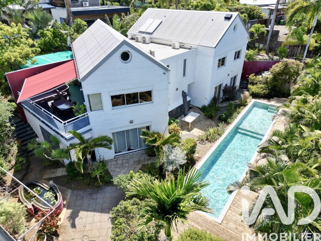 Photo 1 - Maison à SAINT-PIERRE