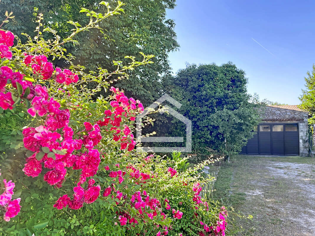 Maison à SAINT-LAURENT-MEDOC