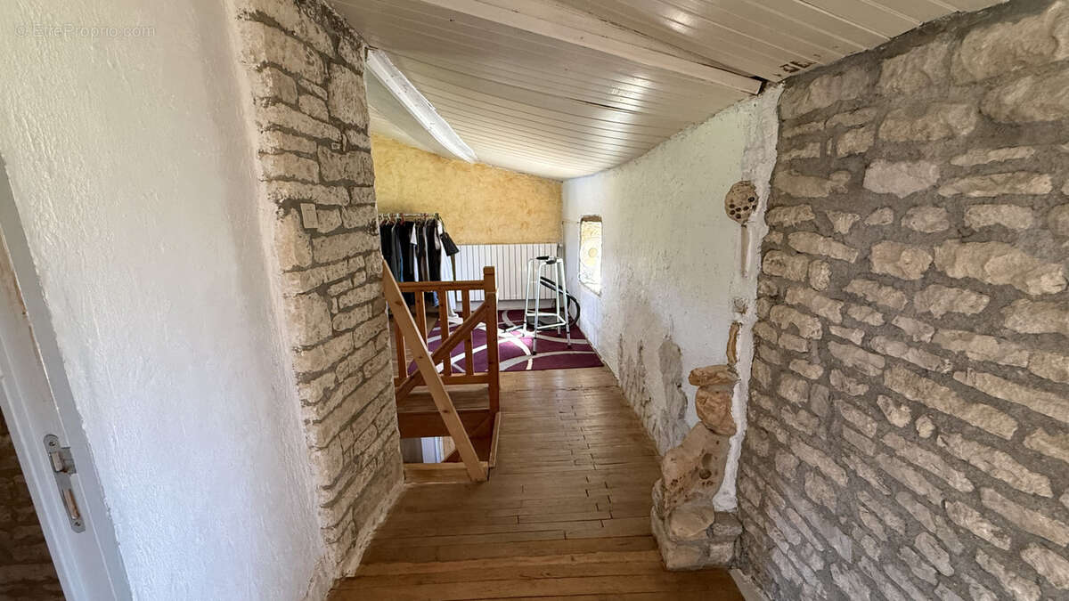 Maison à VILLEFAGNAN