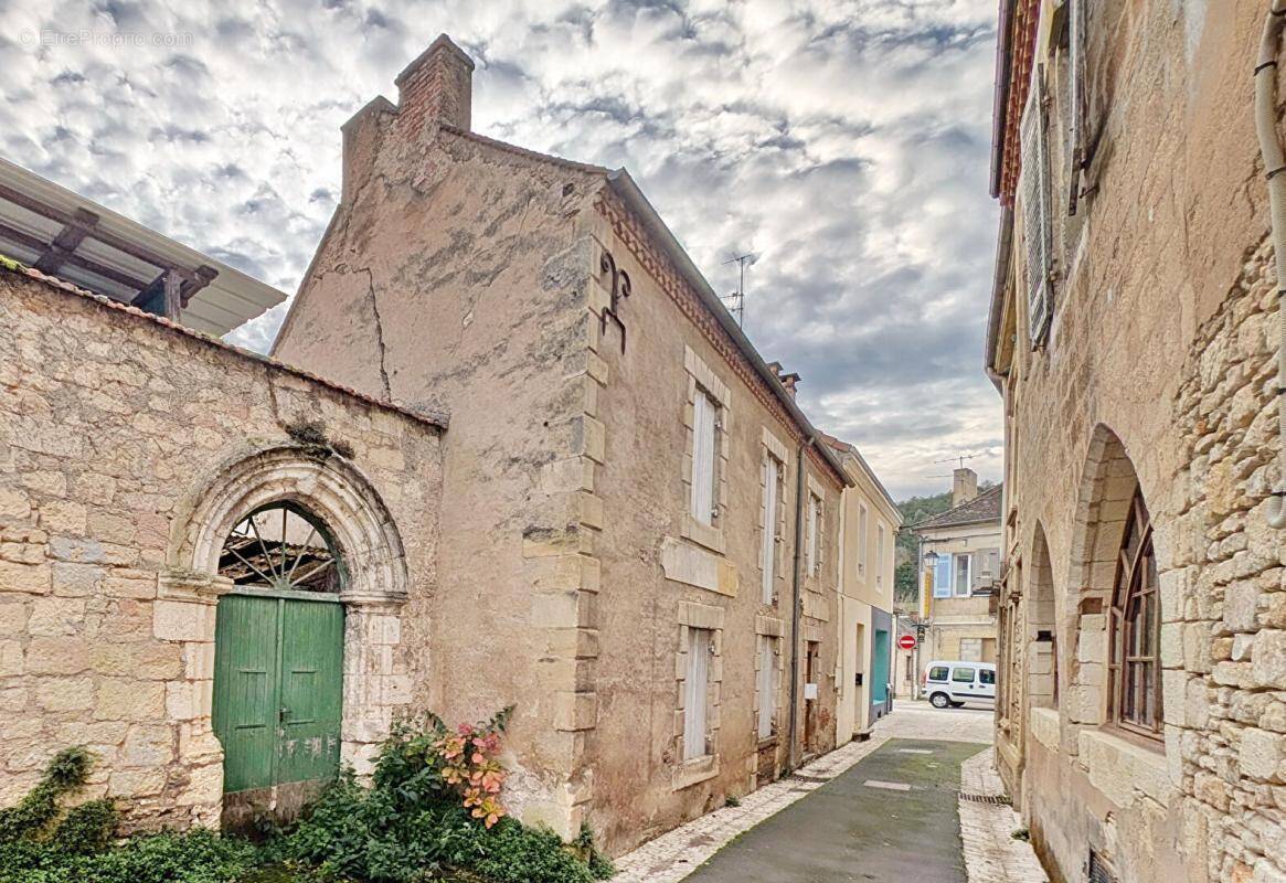 Maison à LE BUGUE
