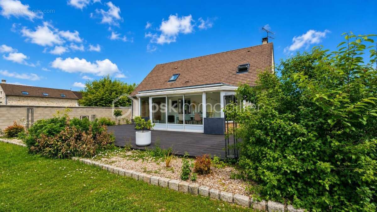 Maison familiale de 160 m² avec sous-sol total - photo 16