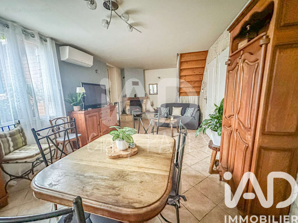 Photo 2 - Maison à LIVRY-GARGAN