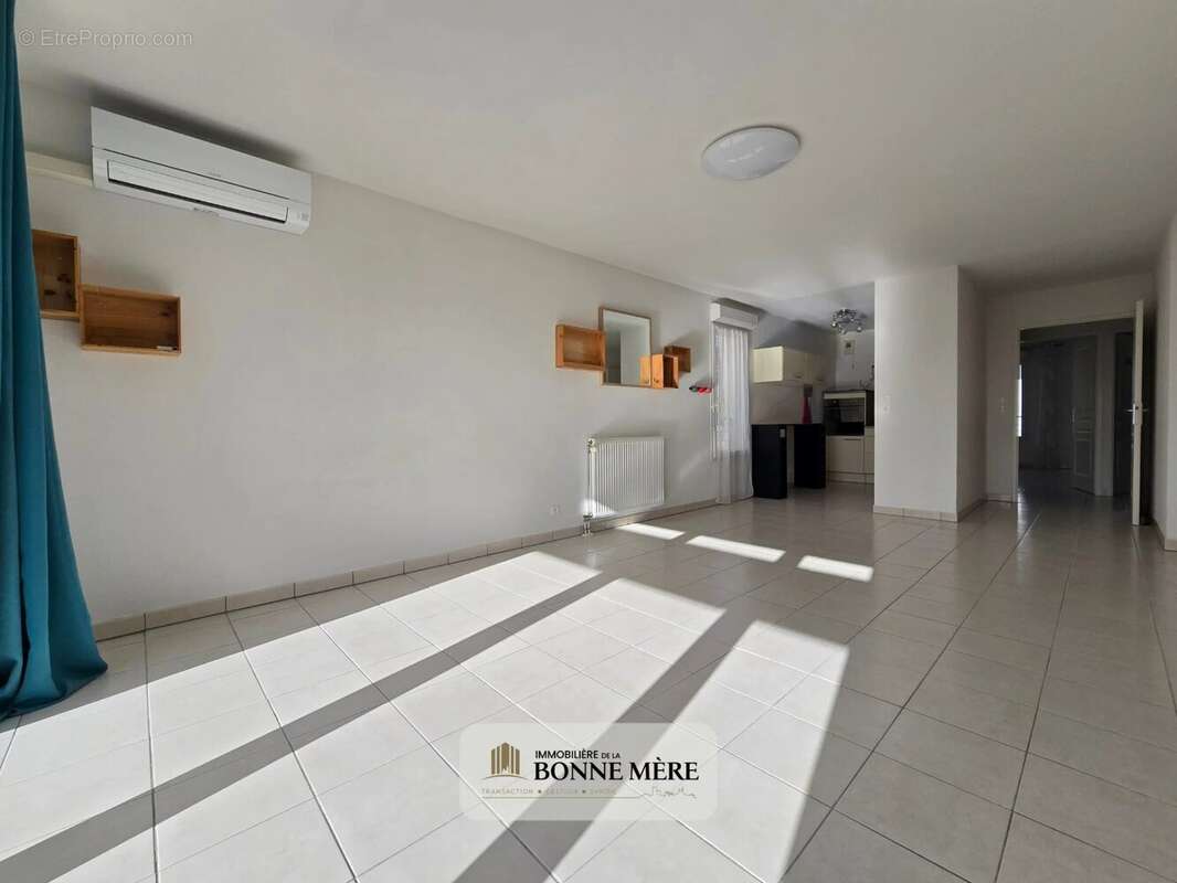 Appartement à MARSEILLE-14E