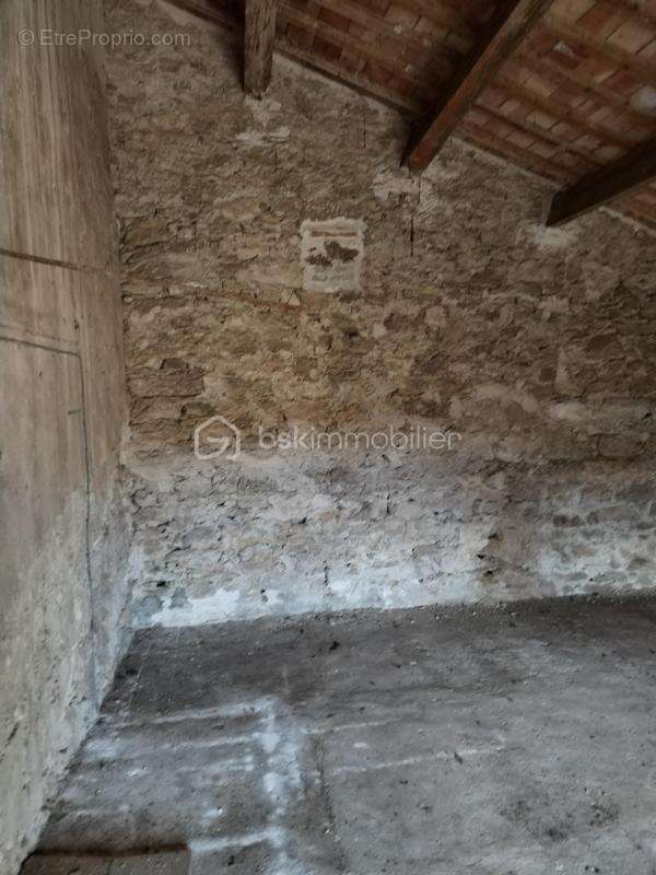 Maison à MALEMORT-DU-COMTAT