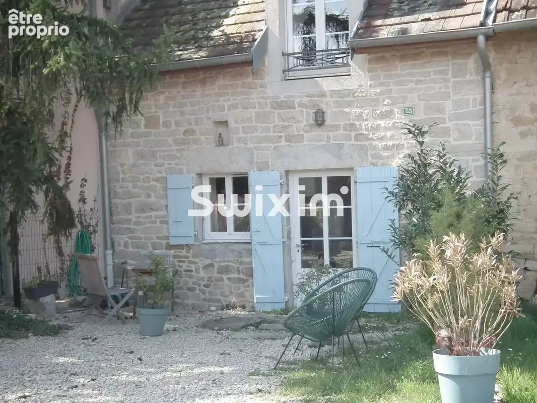 Maison à DOMBLANS