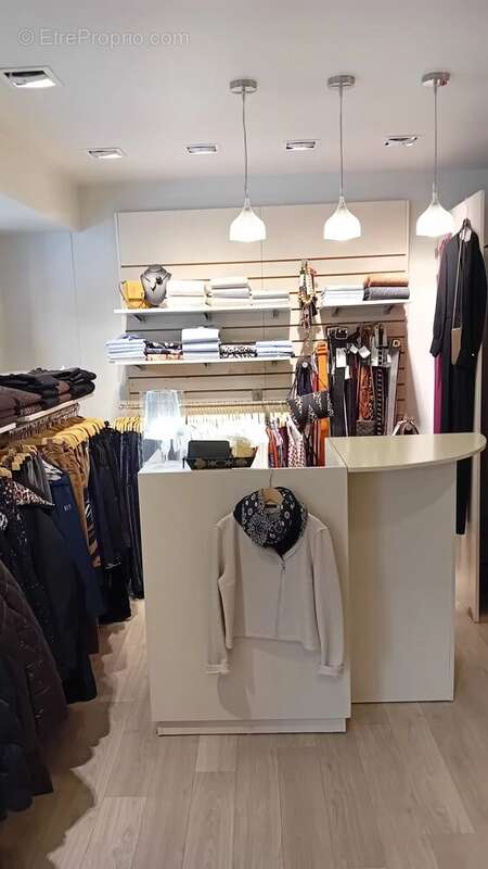 Commerce à AURILLAC