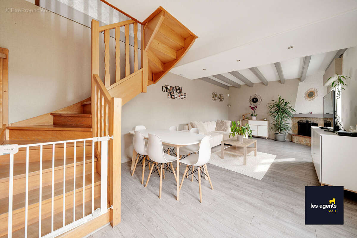 Maison à NEUVES-MAISONS