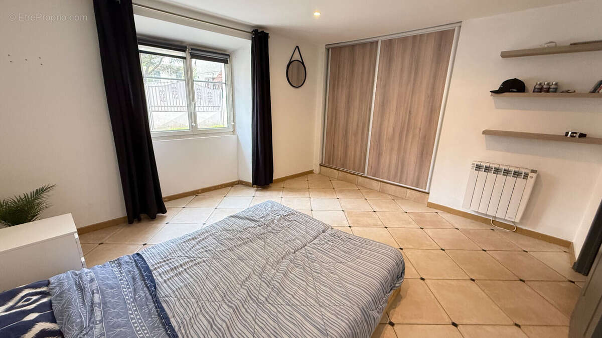 Appartement à BRIE-COMTE-ROBERT