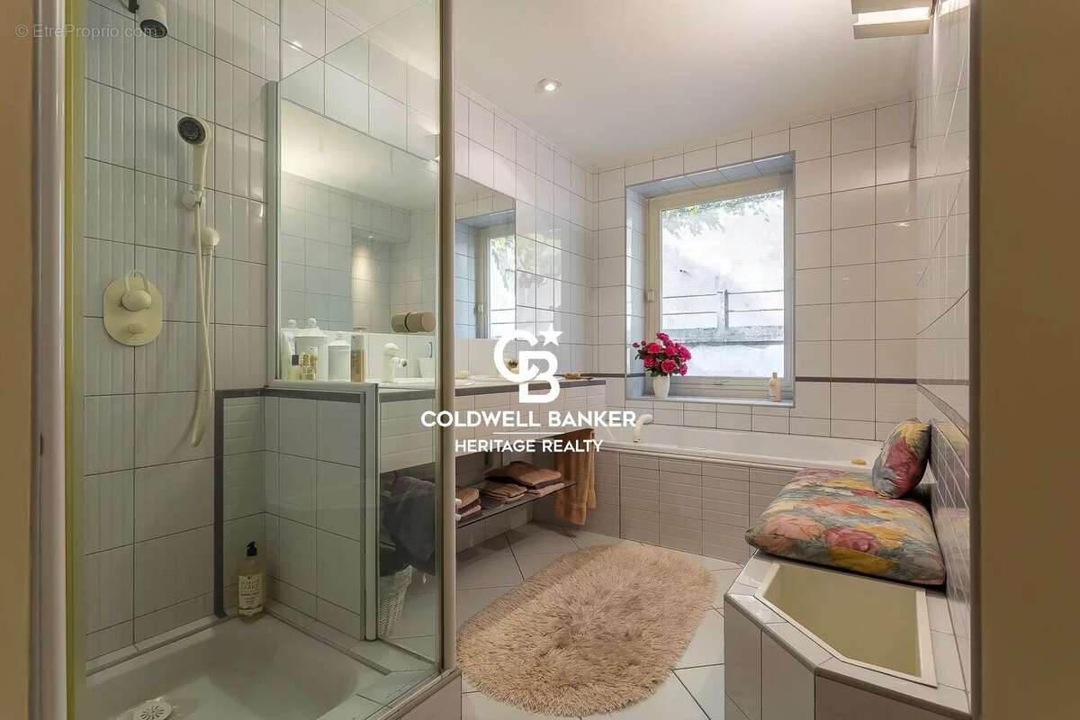 Appartement à CALUIRE-ET-CUIRE