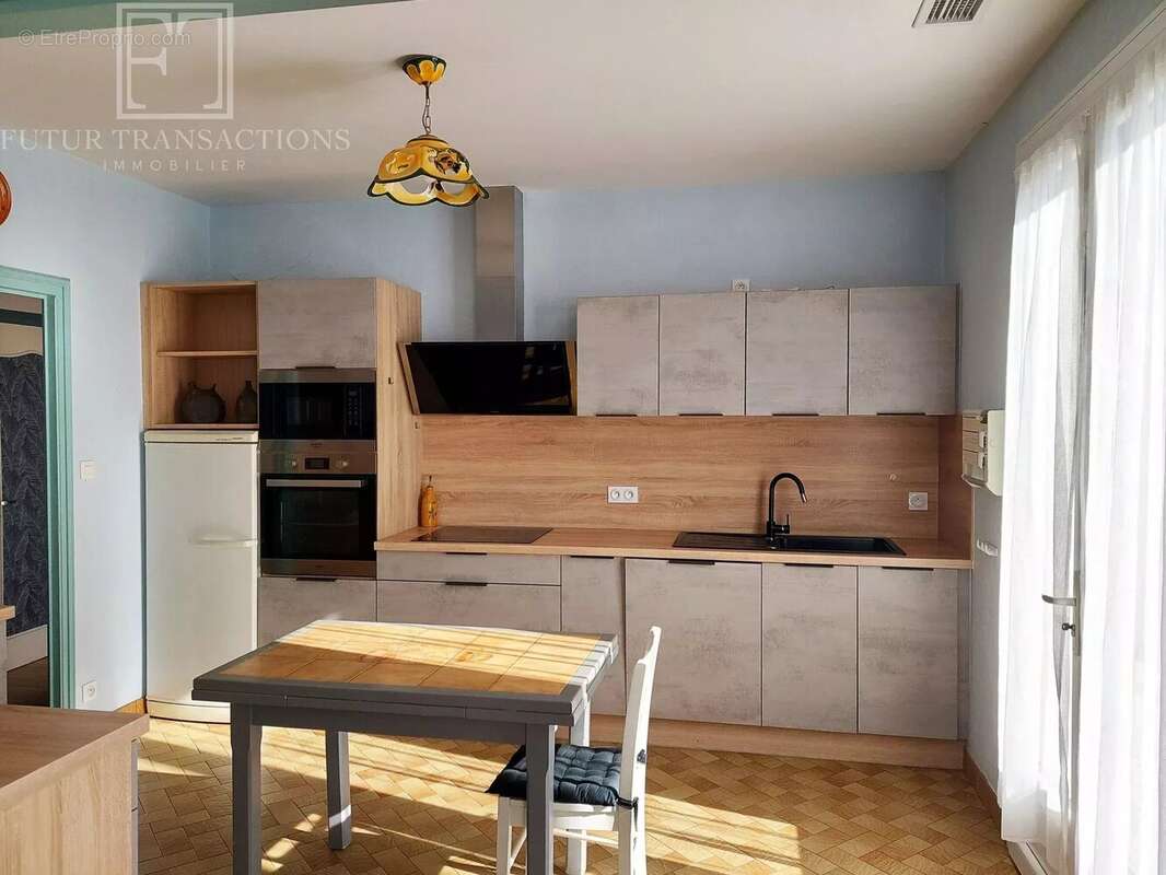 Maison à MILHAC-DE-NONTRON