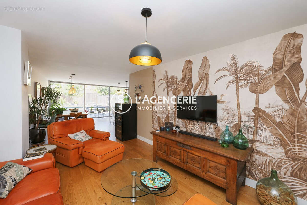 Maison 195 m² à Albi  - photo 4