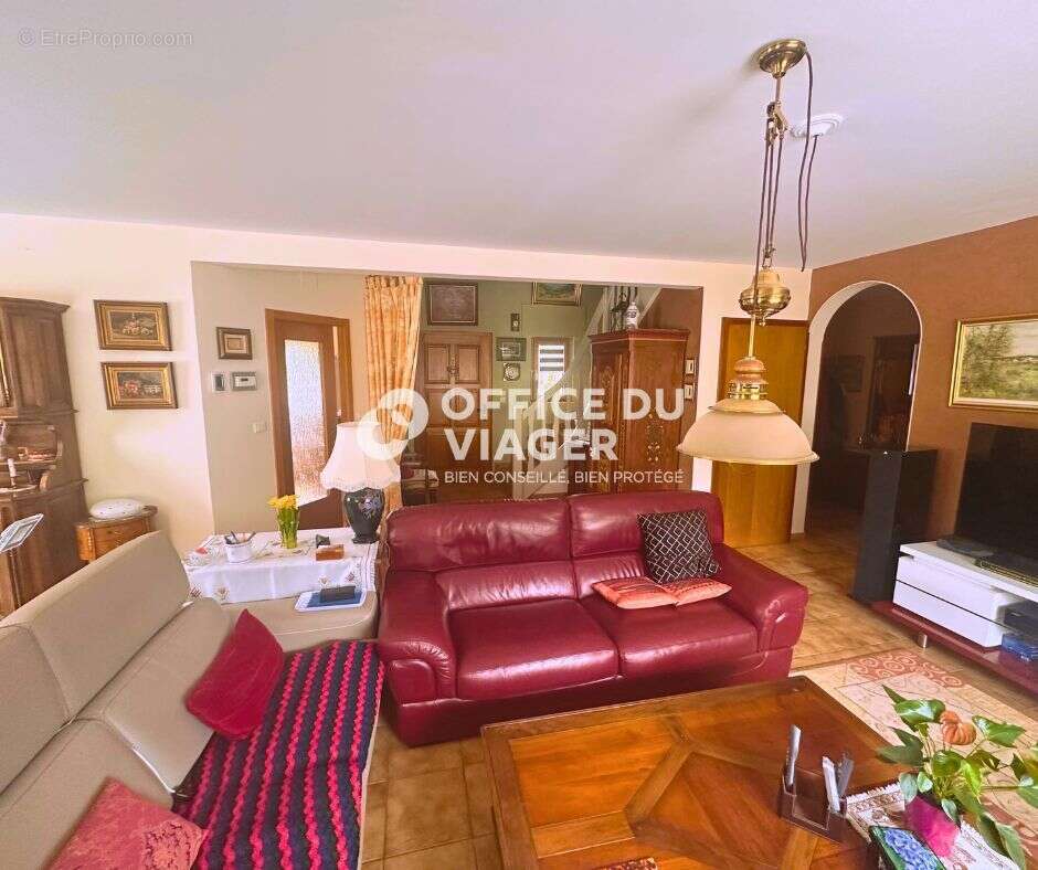 Maison - 5 pièces - 132 m² - photo 4