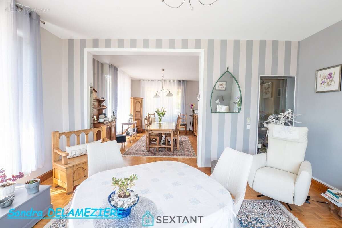 Maison à FLIXECOURT