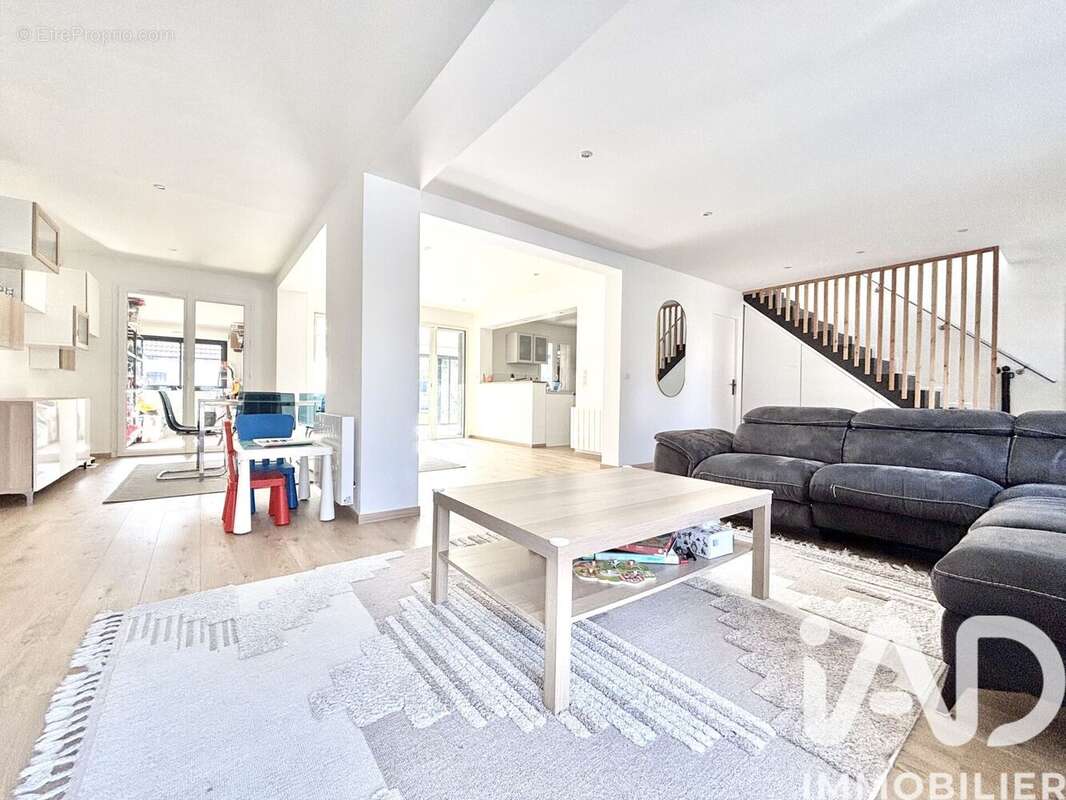 Photo 4 - Maison à GRETZ-ARMAINVILLIERS