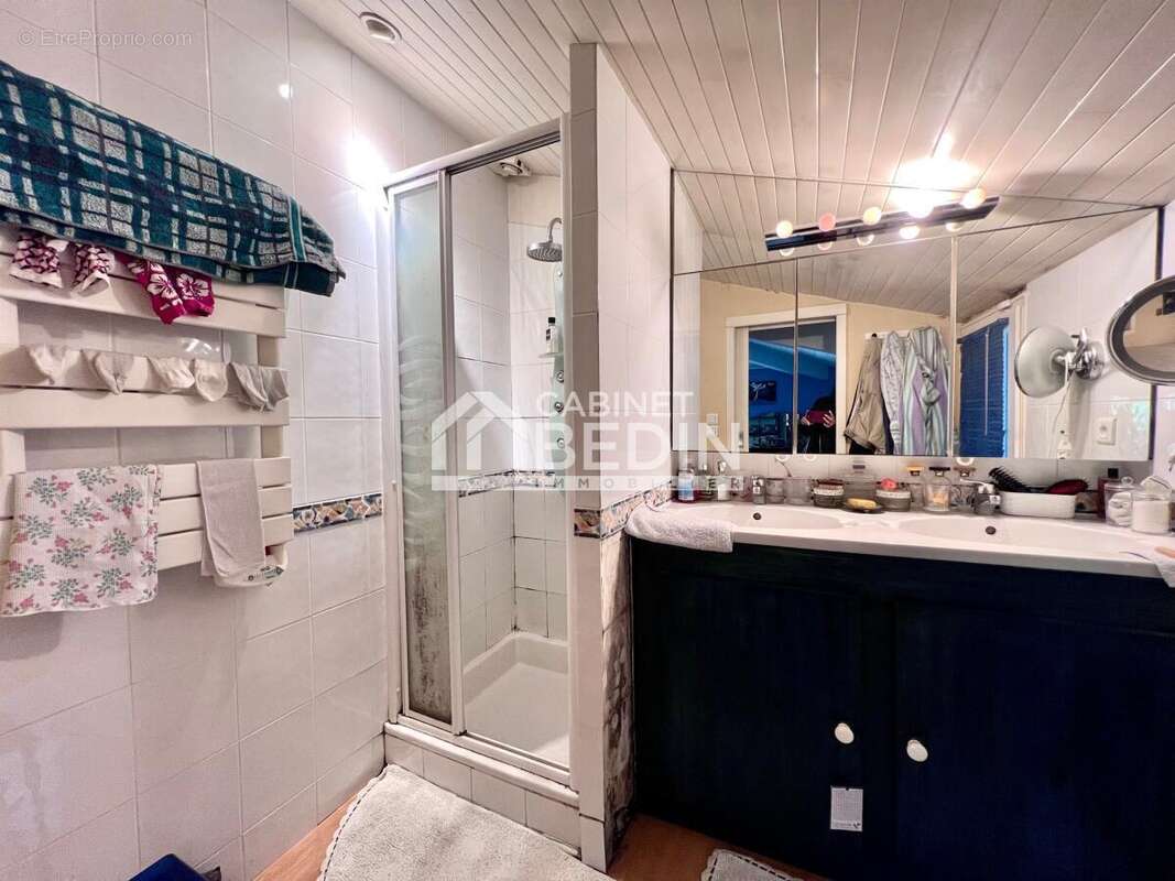 Maison à CARBON-BLANC