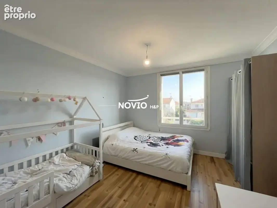 Photo Appartement à Mirebeau au prix de 325 000€