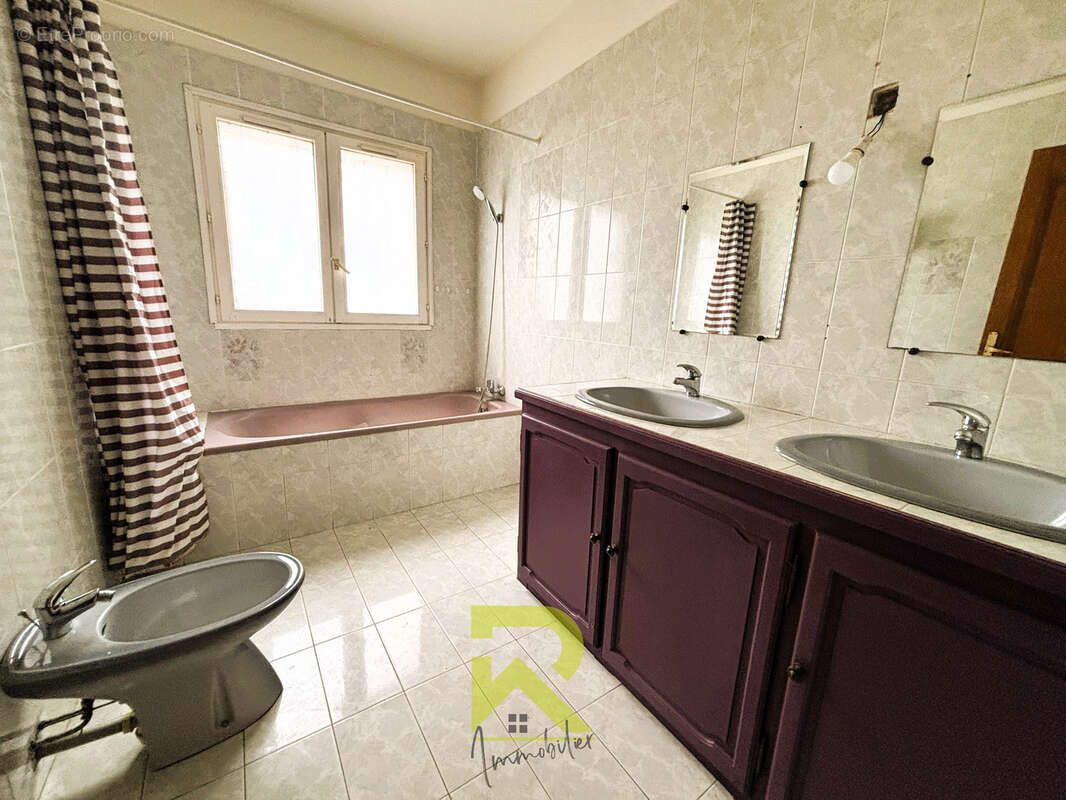 Florensac villa familiale  5 chambres - photo 11