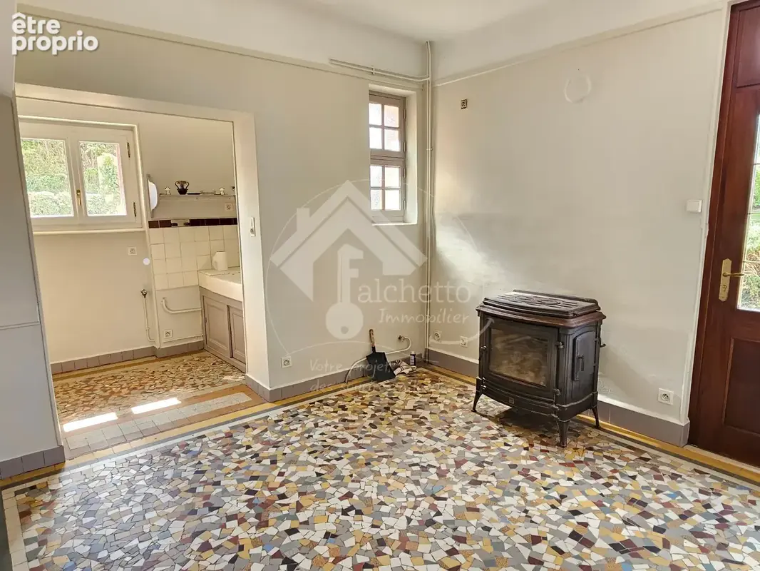 Maison sur sous-sol à Bert - photo 9