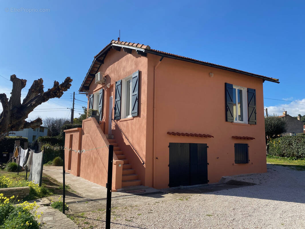 Maison à SIX-FOURS-LES-PLAGES