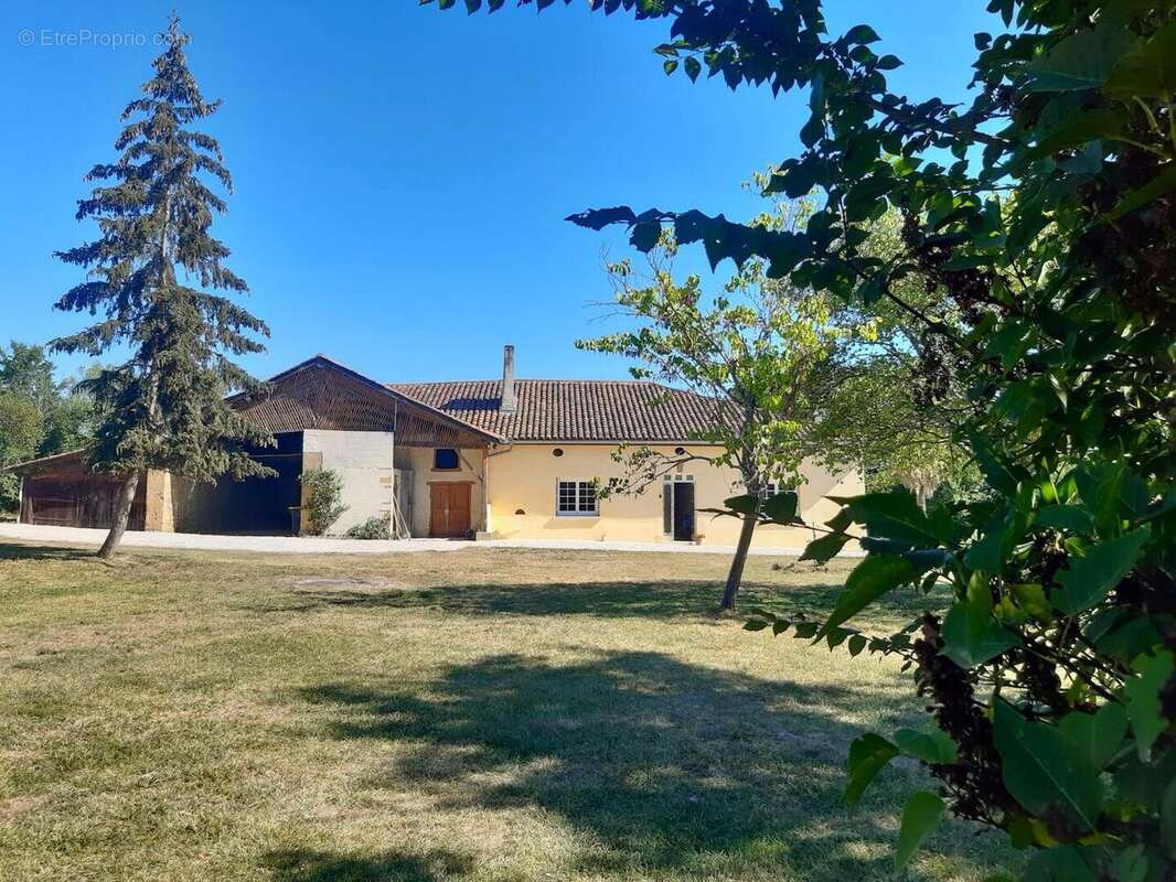 WhatsApp Image 20250314 at 13.08.08d2e42353 - Maison à LE FOUSSERET