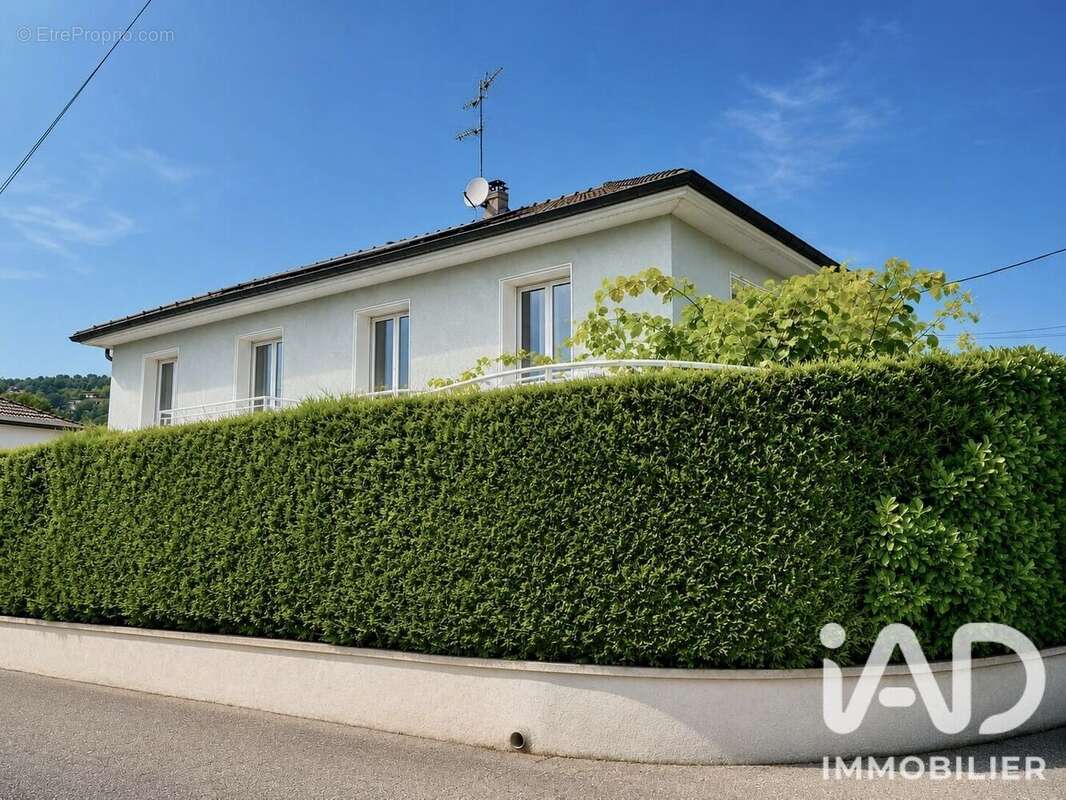 Photo 3 - Maison à BASSENS
