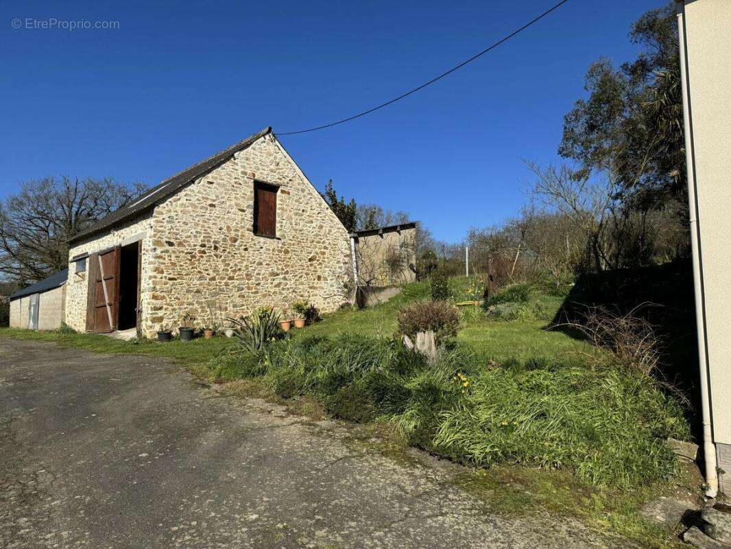 Maison 193 m² à Mouais  - photo 10