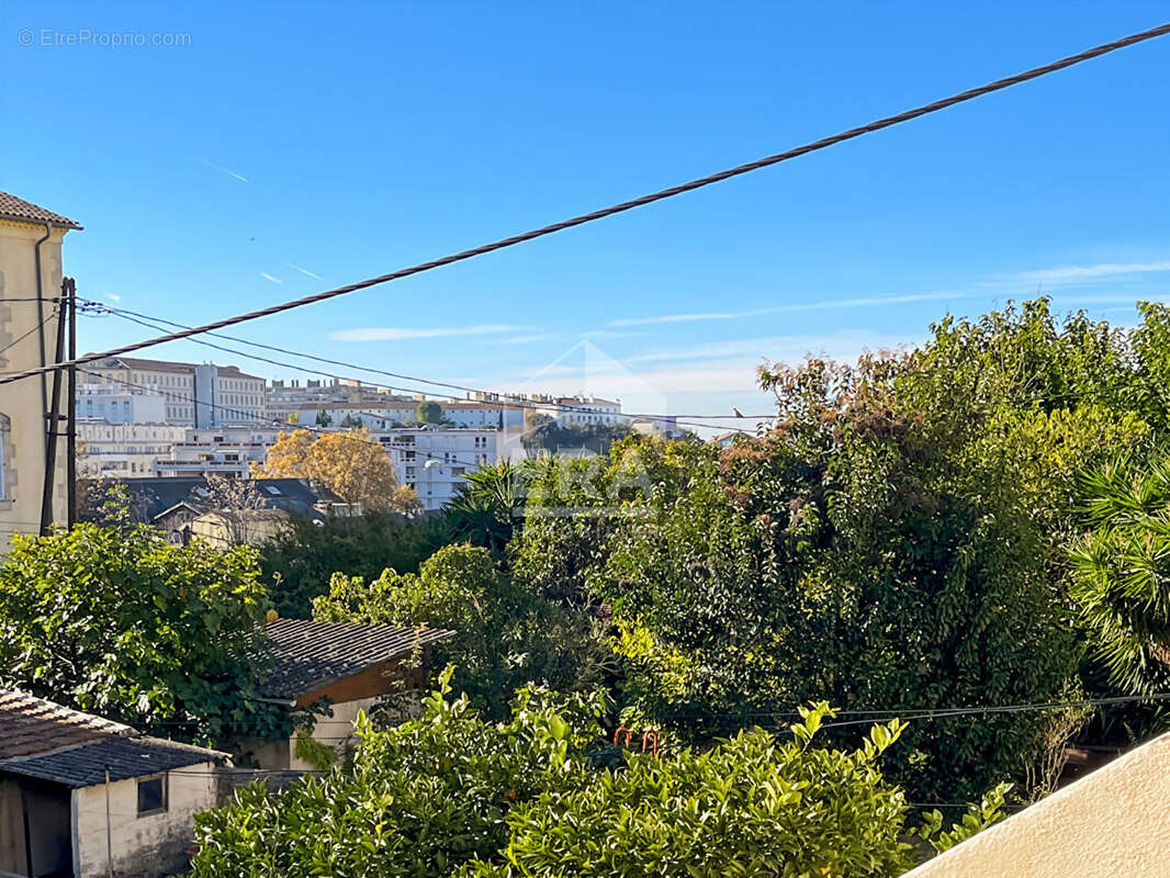 Maison à MARSEILLE-4E