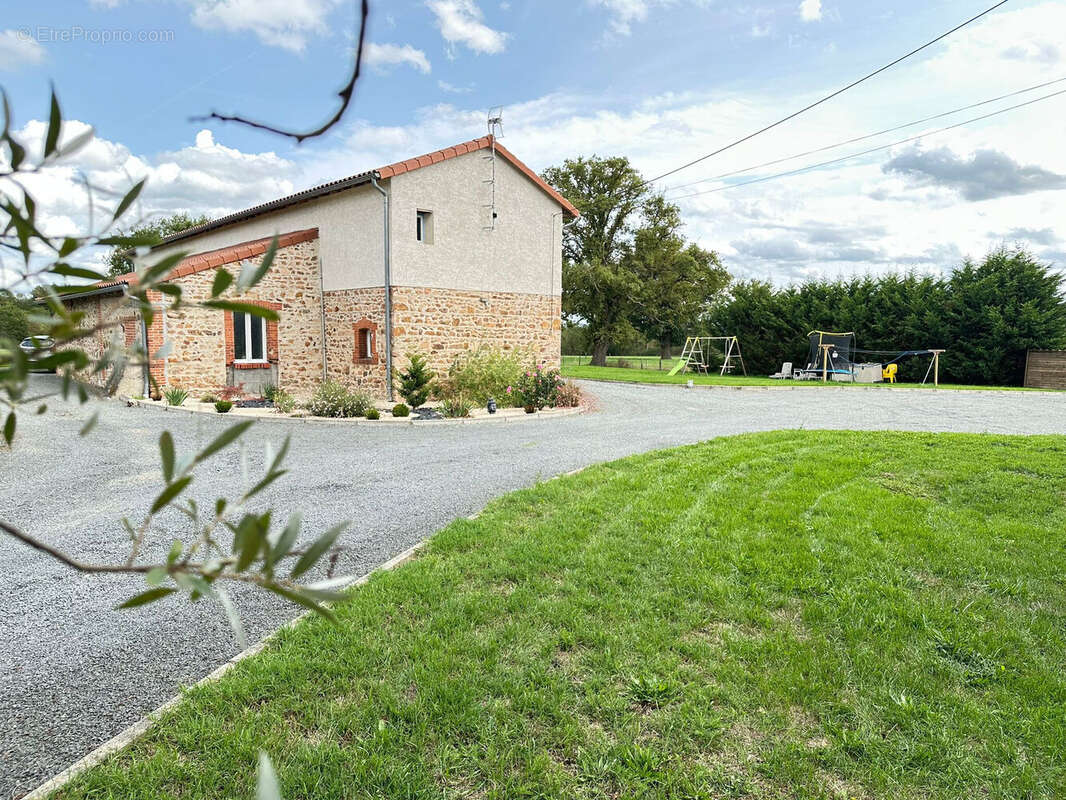 Photo 2 - Maison à BALBIGNY