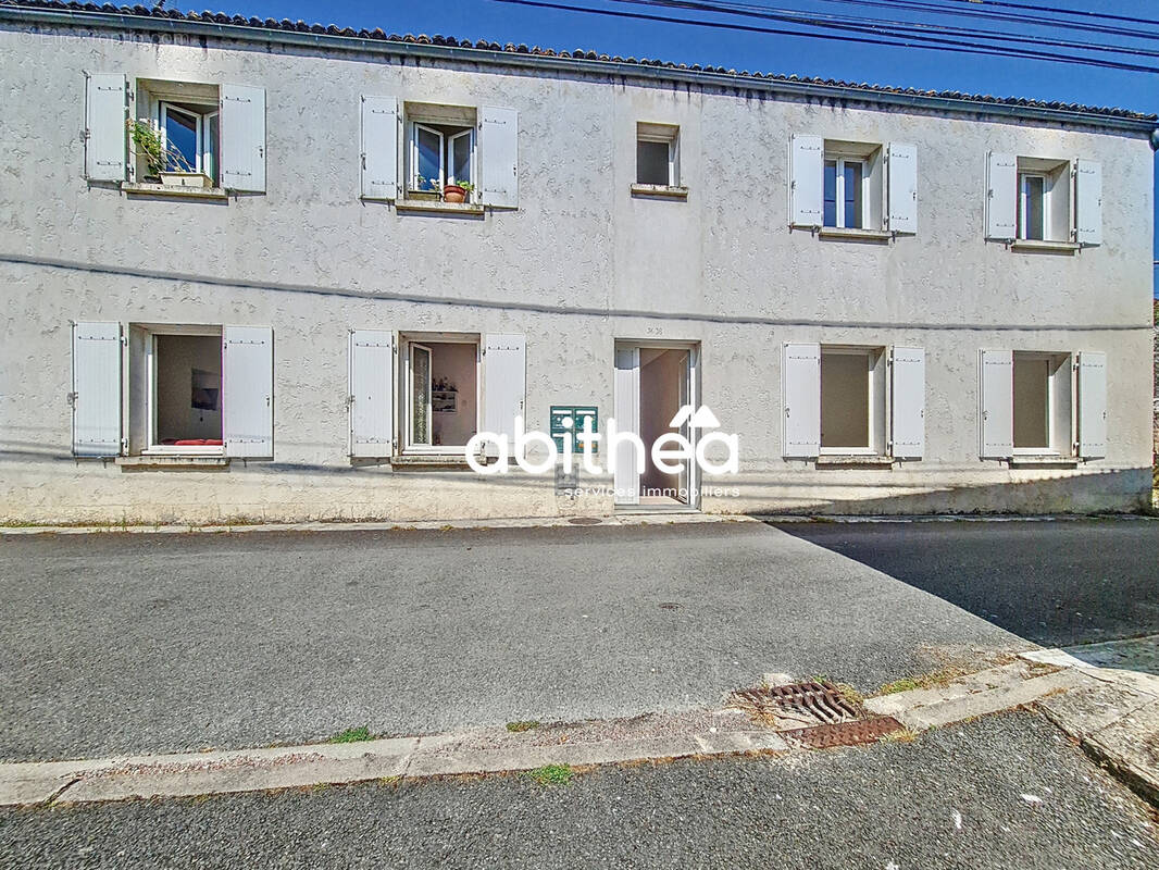 Appartement à SAINTES