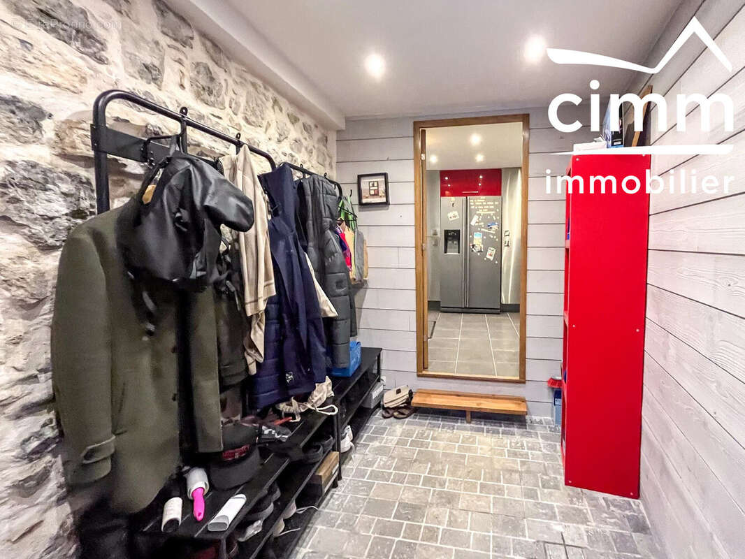 Appartement 120 m² à Le Touvet  - photo 3