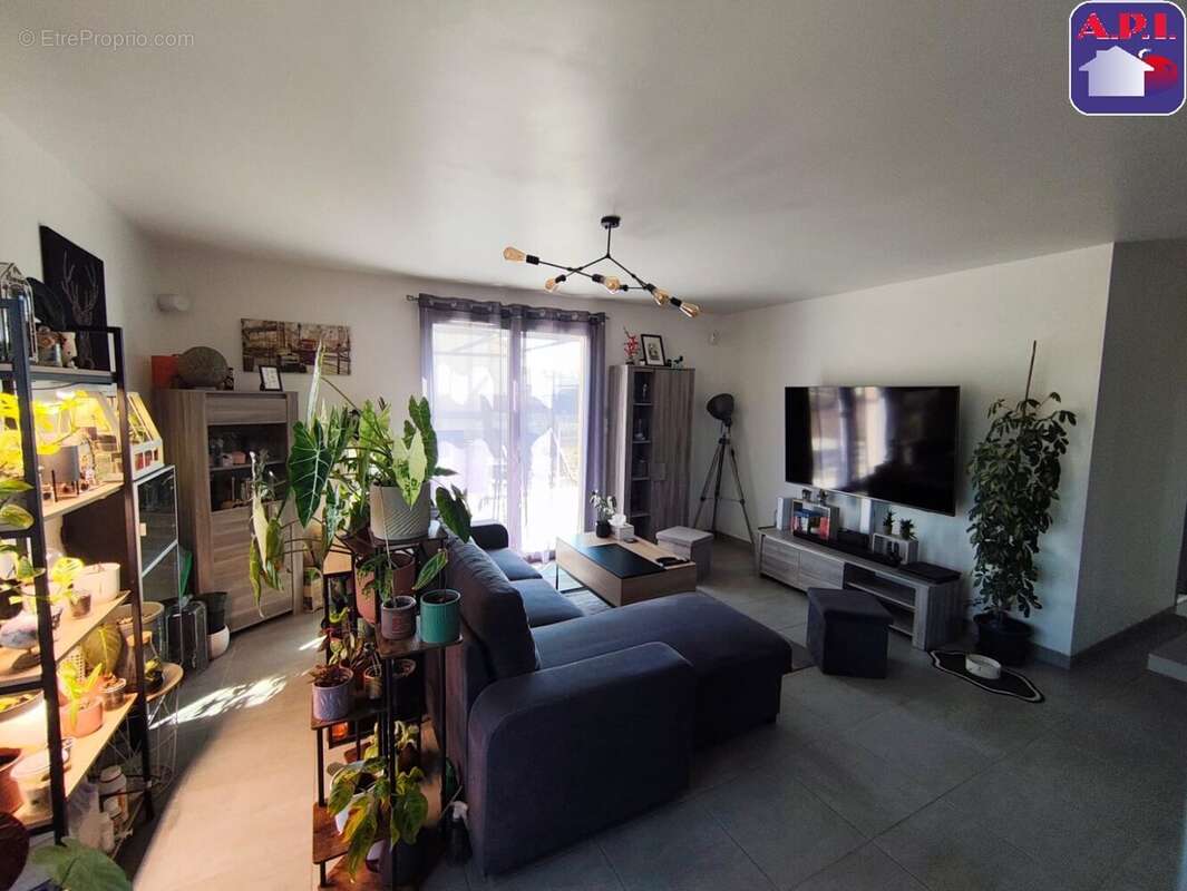 Maison 83 m² à Peyssies  - photo 4