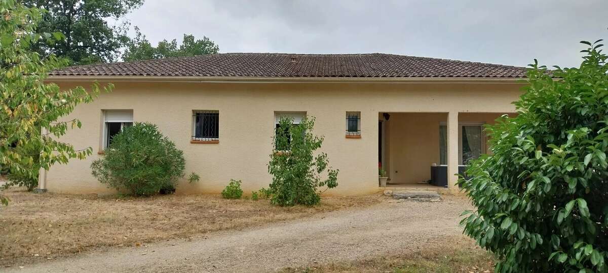 Maison à CAUSSADE