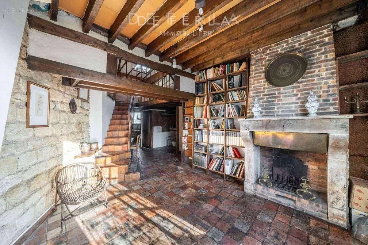 Appartement à PARIS-6E