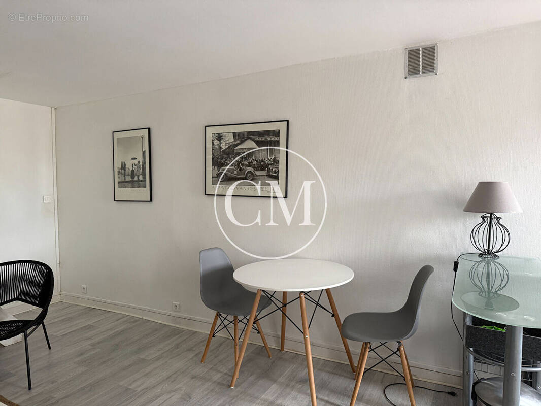 Appartement à VERSAILLES