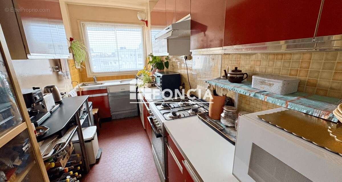 Appartement à FRESNES
