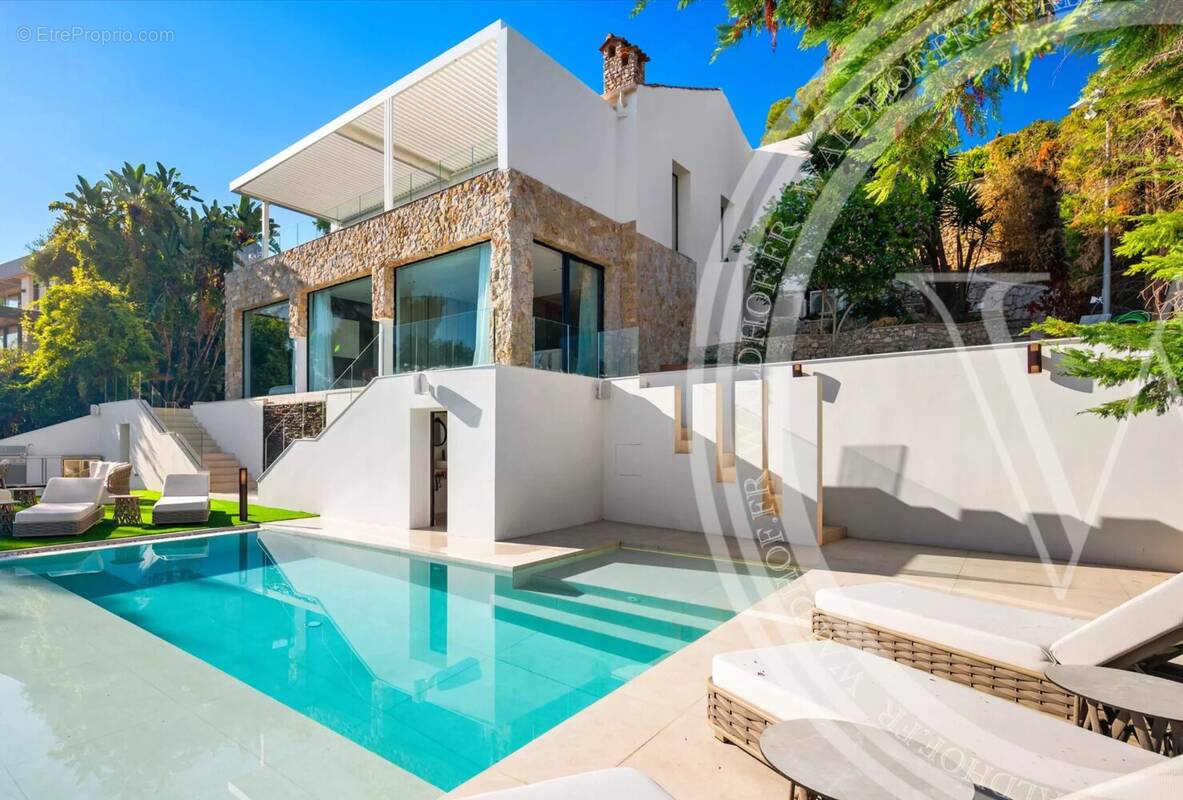 Maison à ROQUEBRUNE-CAP-MARTIN