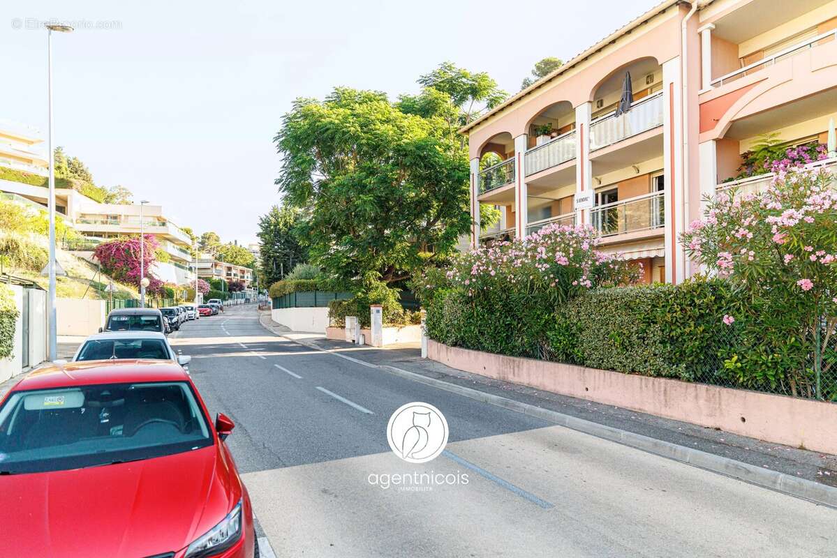 St laurent du var // Avenue des Plantiers : 2 Pièces - Terrasse - Parking - photo 16