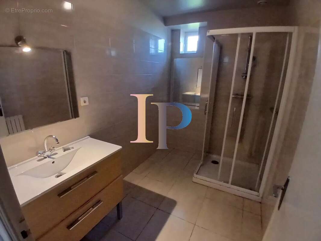 Maison 126 m² à Charlieu  - photo 10