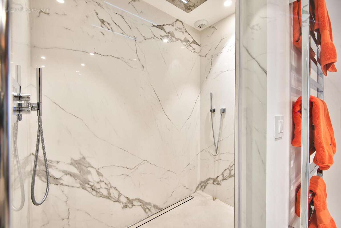 Maison à TOURRETTE-LEVENS