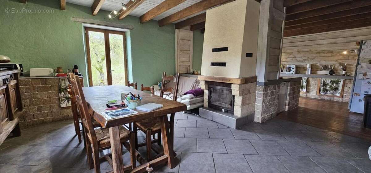 Maison à HAUTEVILLE-LOMPNES